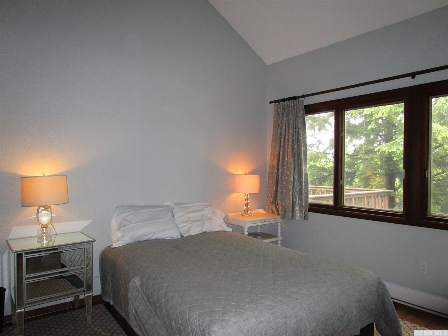 15 Brainard Ridge Rd, Windham, NY 12496