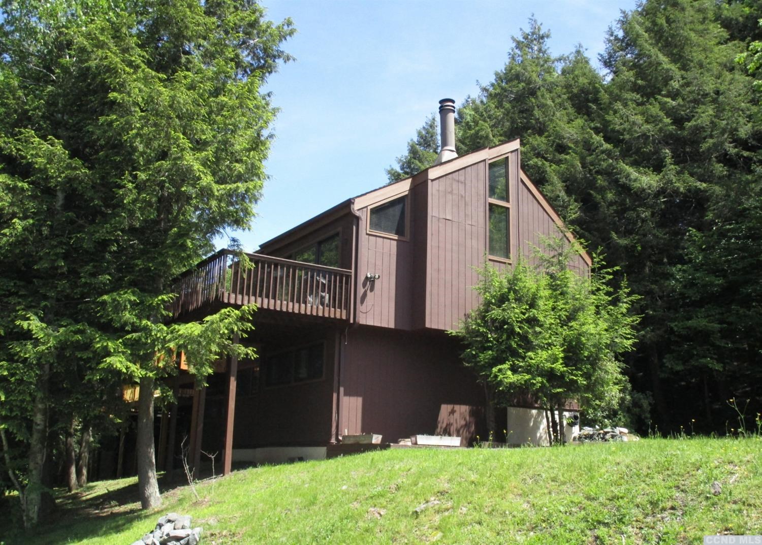 15 Brainard Ridge Rd, Windham, NY 12496