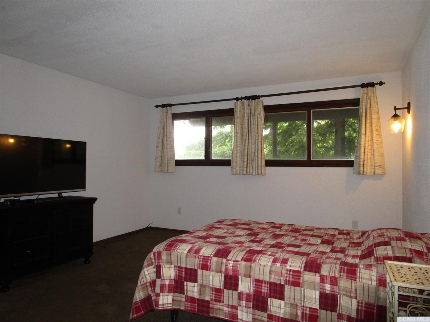 15 Brainard Ridge Rd, Windham, NY 12496