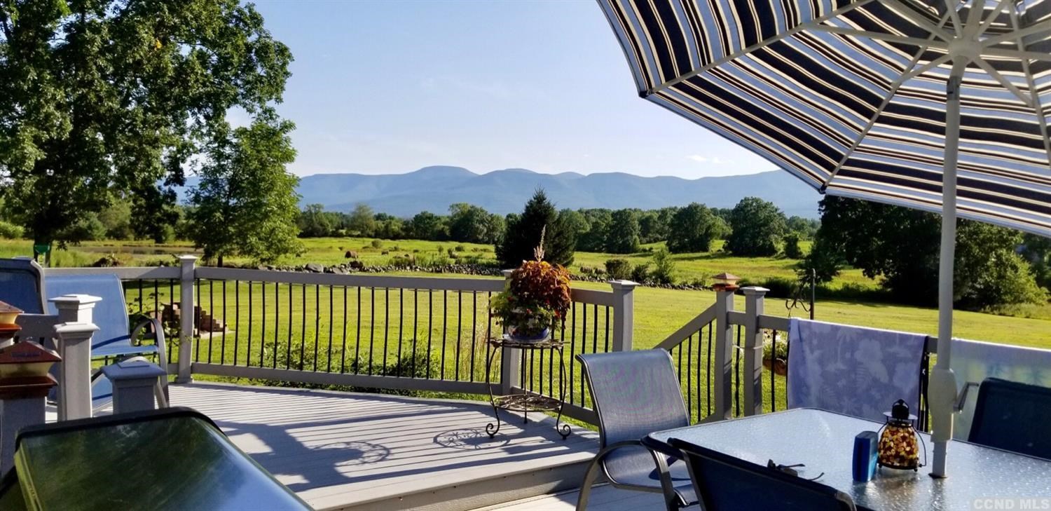 135 East Red Mill Road, Greenville, NY 12084