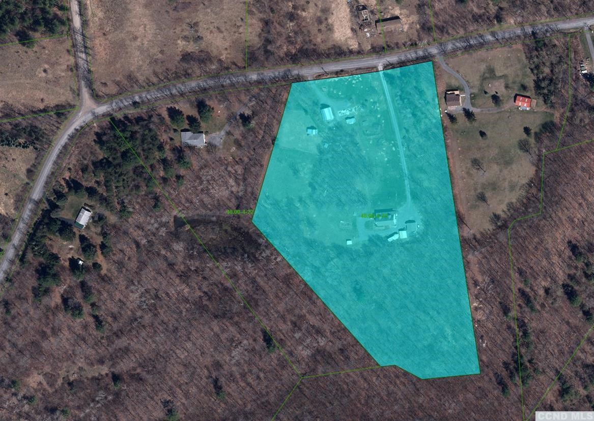 121 Moores Road, Cornwallville, NY 12418