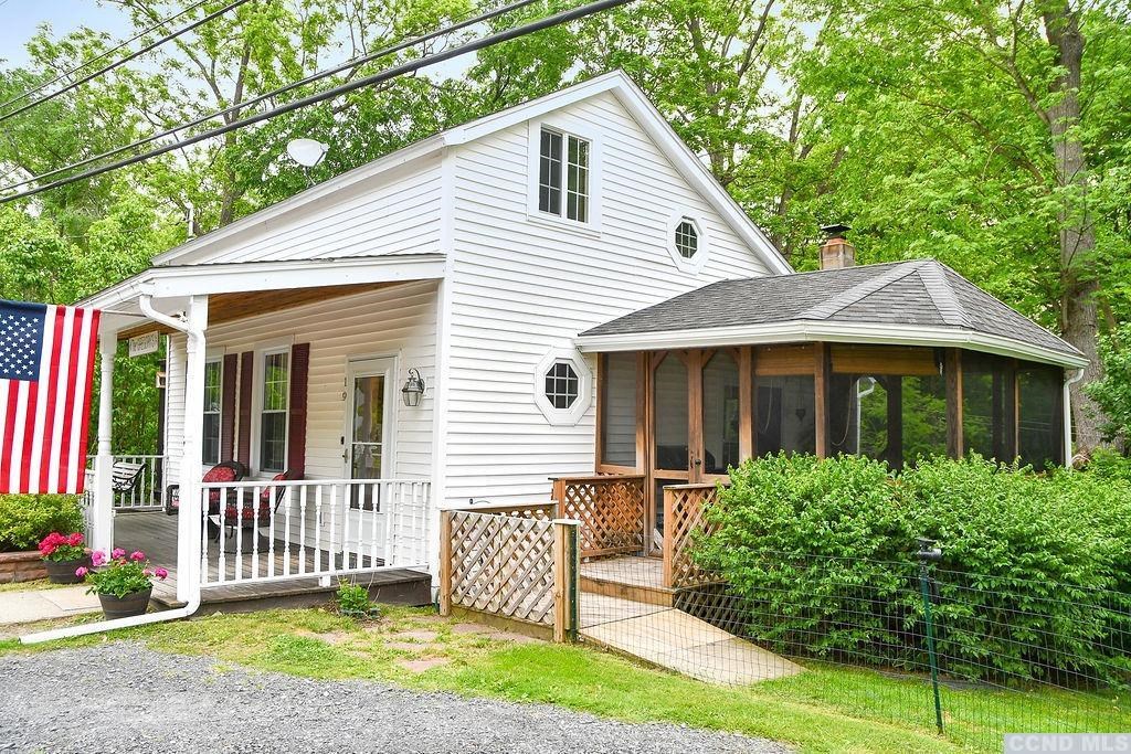 19 Philo Road, Stockport, NY 12171