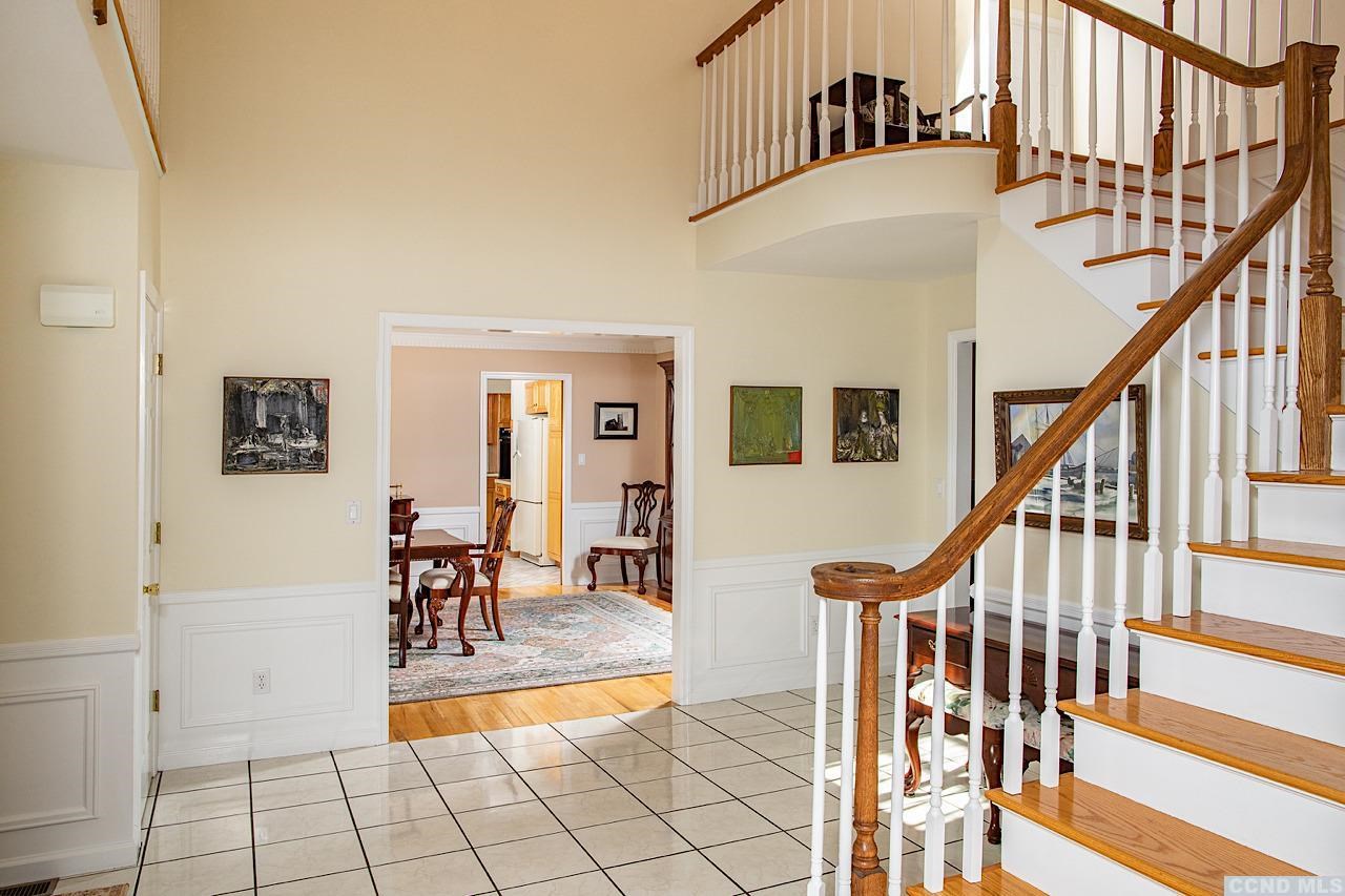 31 Hilee Road, Rhinebeck, NY 12572