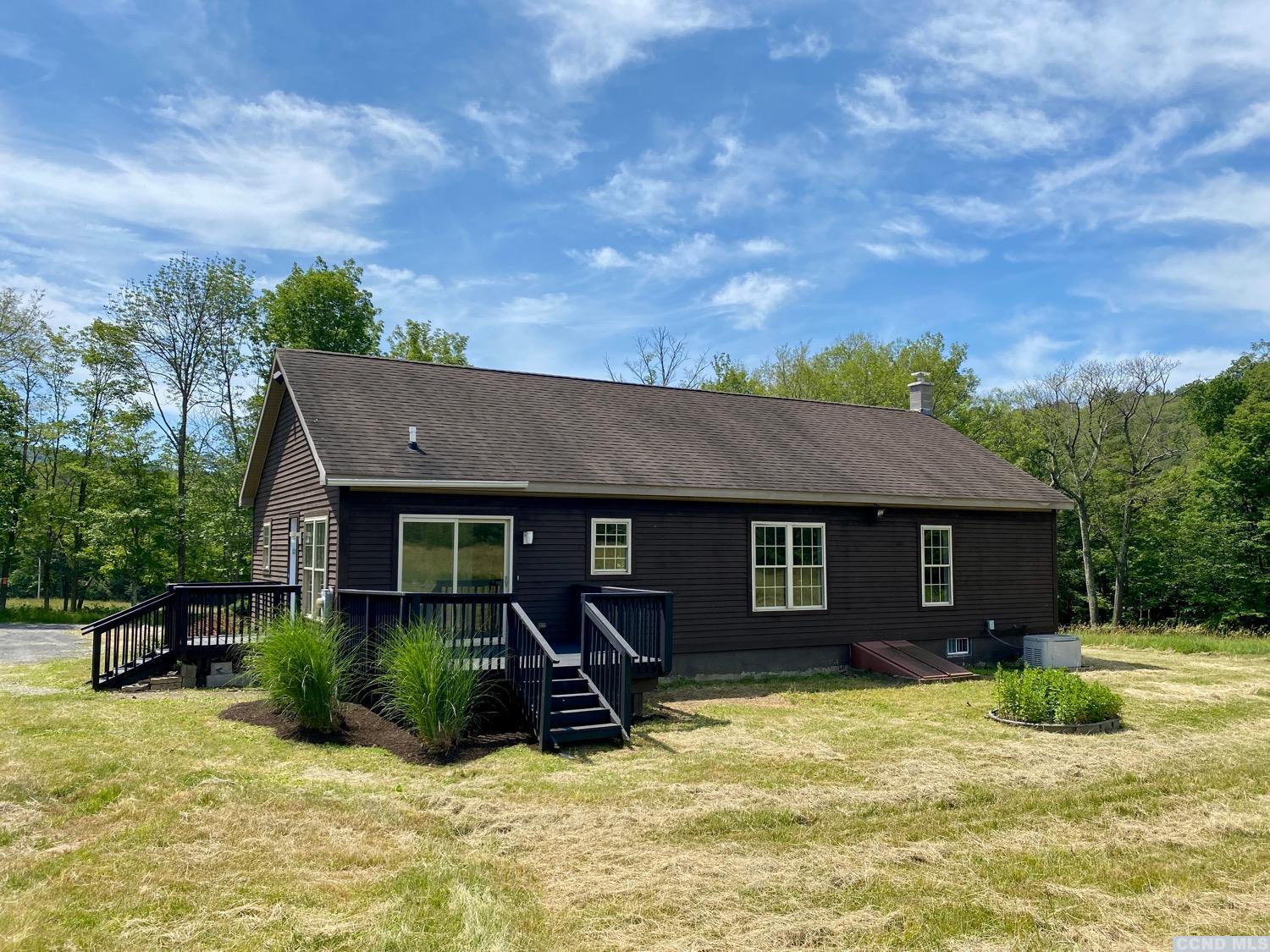 607 Stonewall Road, Austerlitz, NY 12017