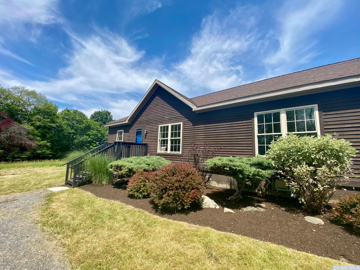 607 Stonewall Road, Austerlitz, NY 12017